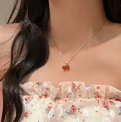 SET JOYERIA CHERRY LOVE CON ENCANTO FRUTAL